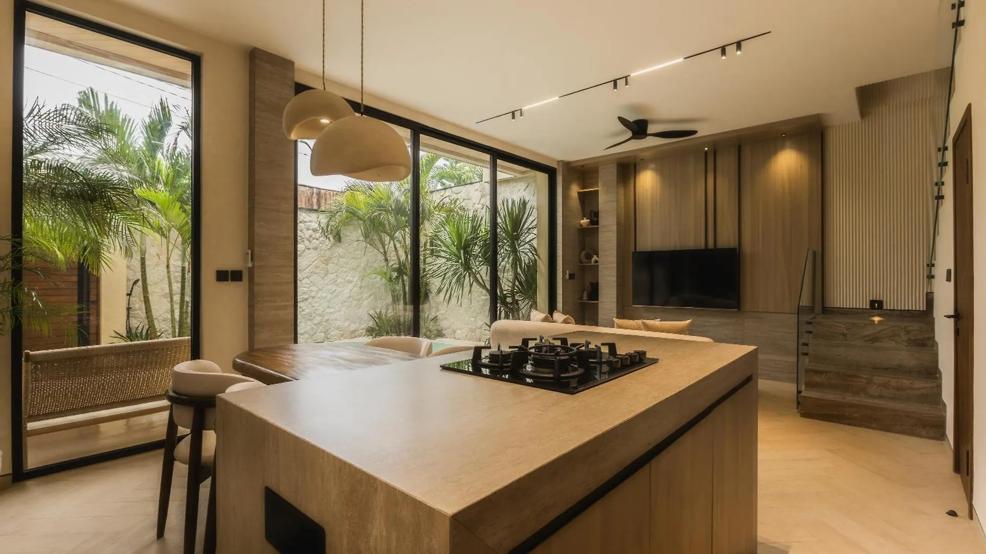 Cavo Villa Σεμινιάκ 0*,  Ινδονησία